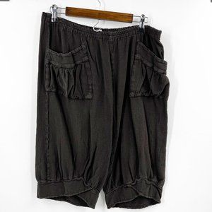 Oh My Gauze Pants with Hem Size 2 (vanity sizing)